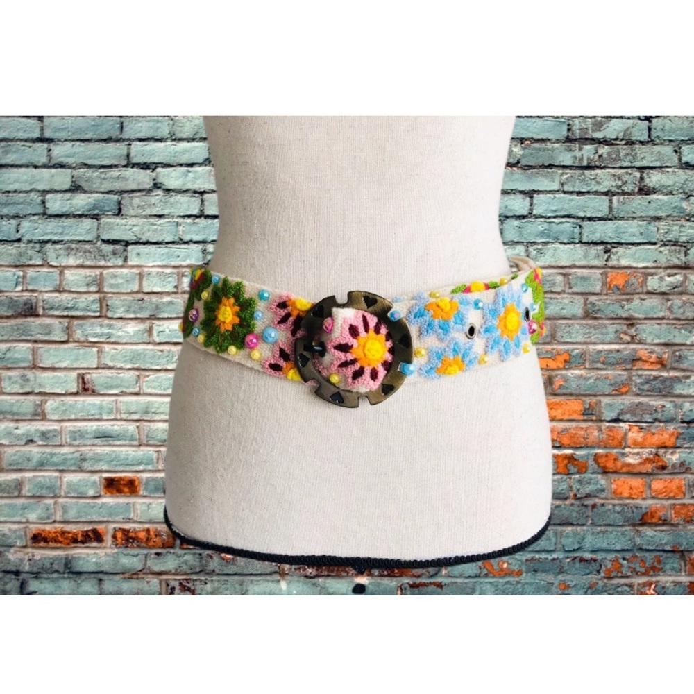 New Handmade Belt Flowers Embroidered